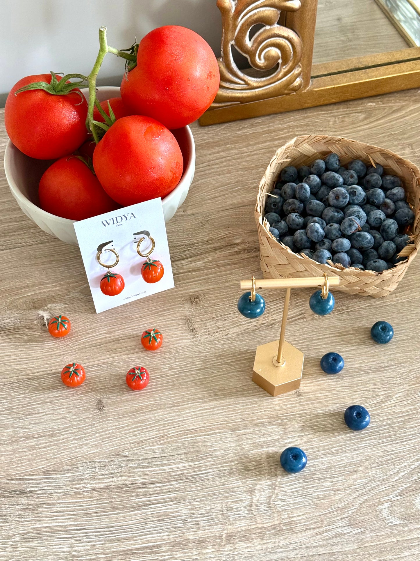 Tomato Earrings