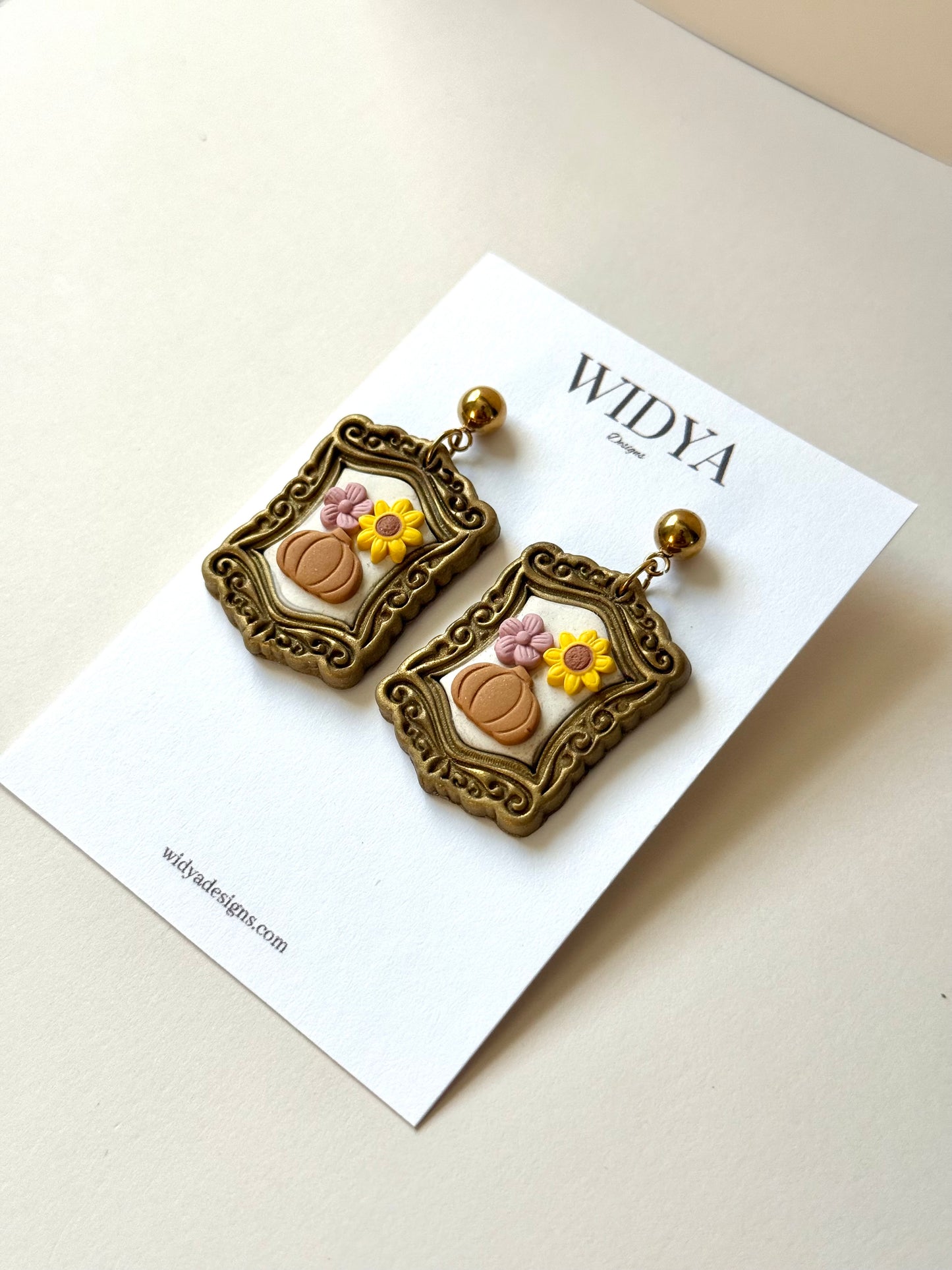 Vintage Frame & Fall Earrings