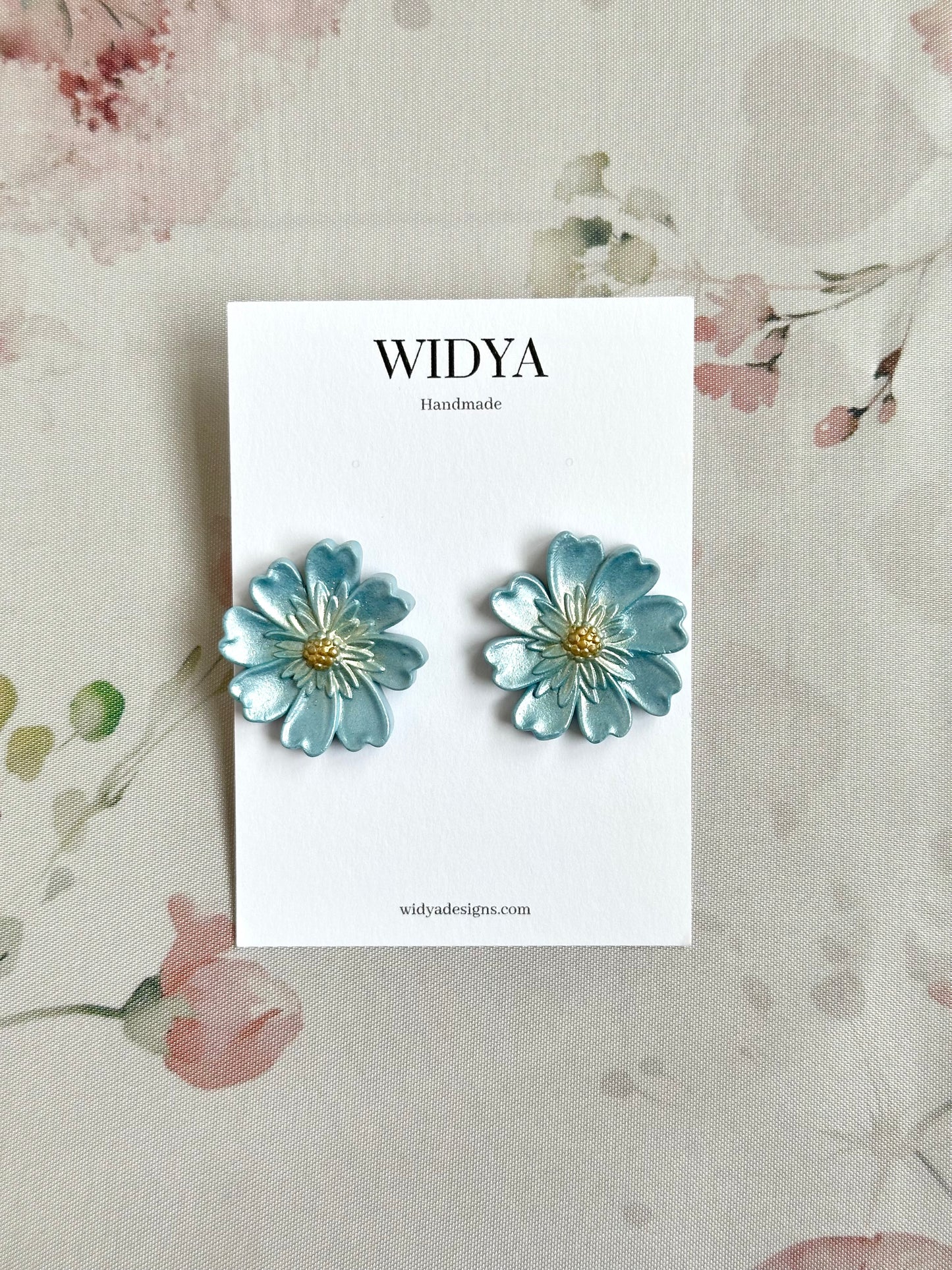 Water Lilly Earrings - July Flower