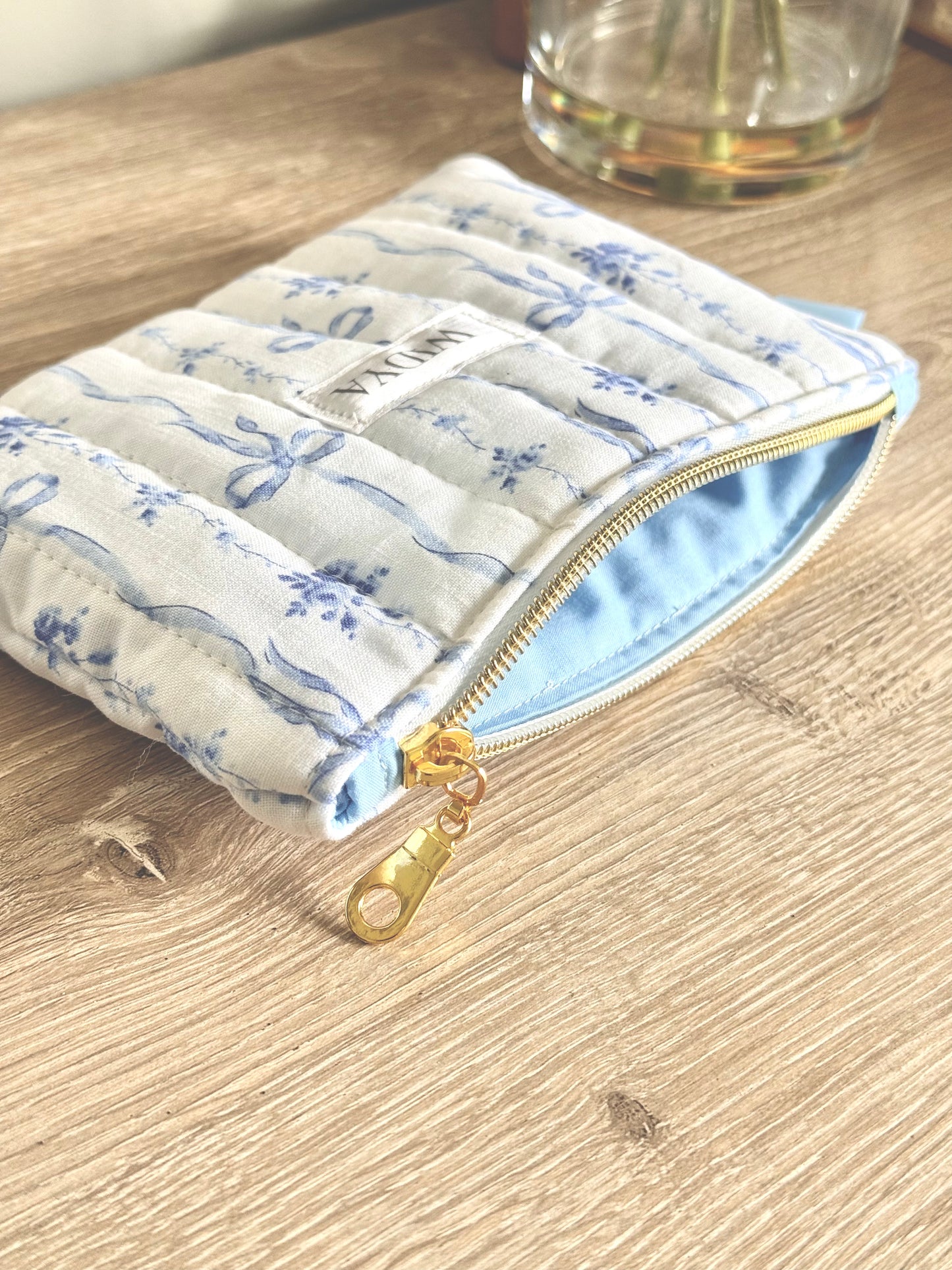 Blue Bow Garland Small Pouch