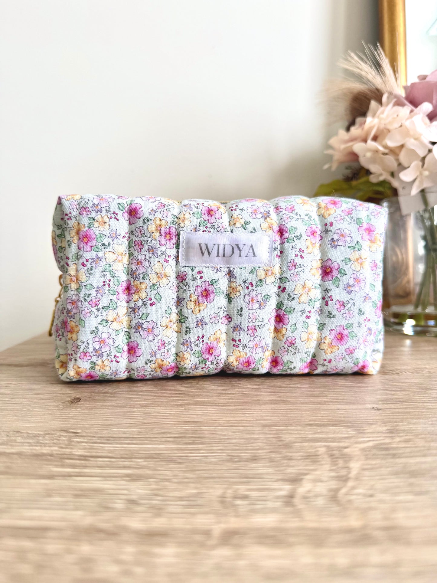Ditsy Pastel Floral Carry-All Bag