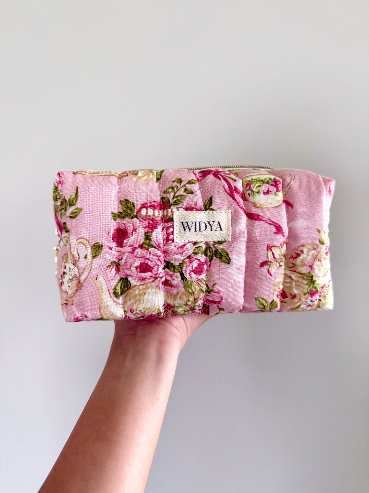 Tea Rose Garden Travel Pouch