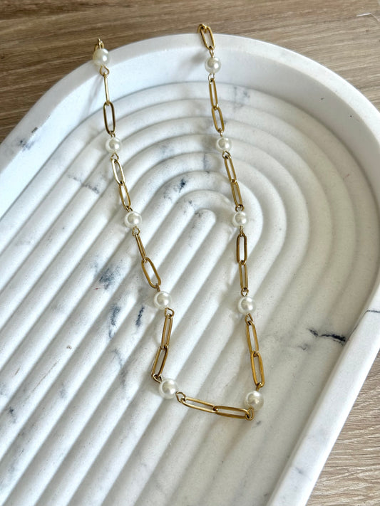 Pearl Paperclip Gold Necklace