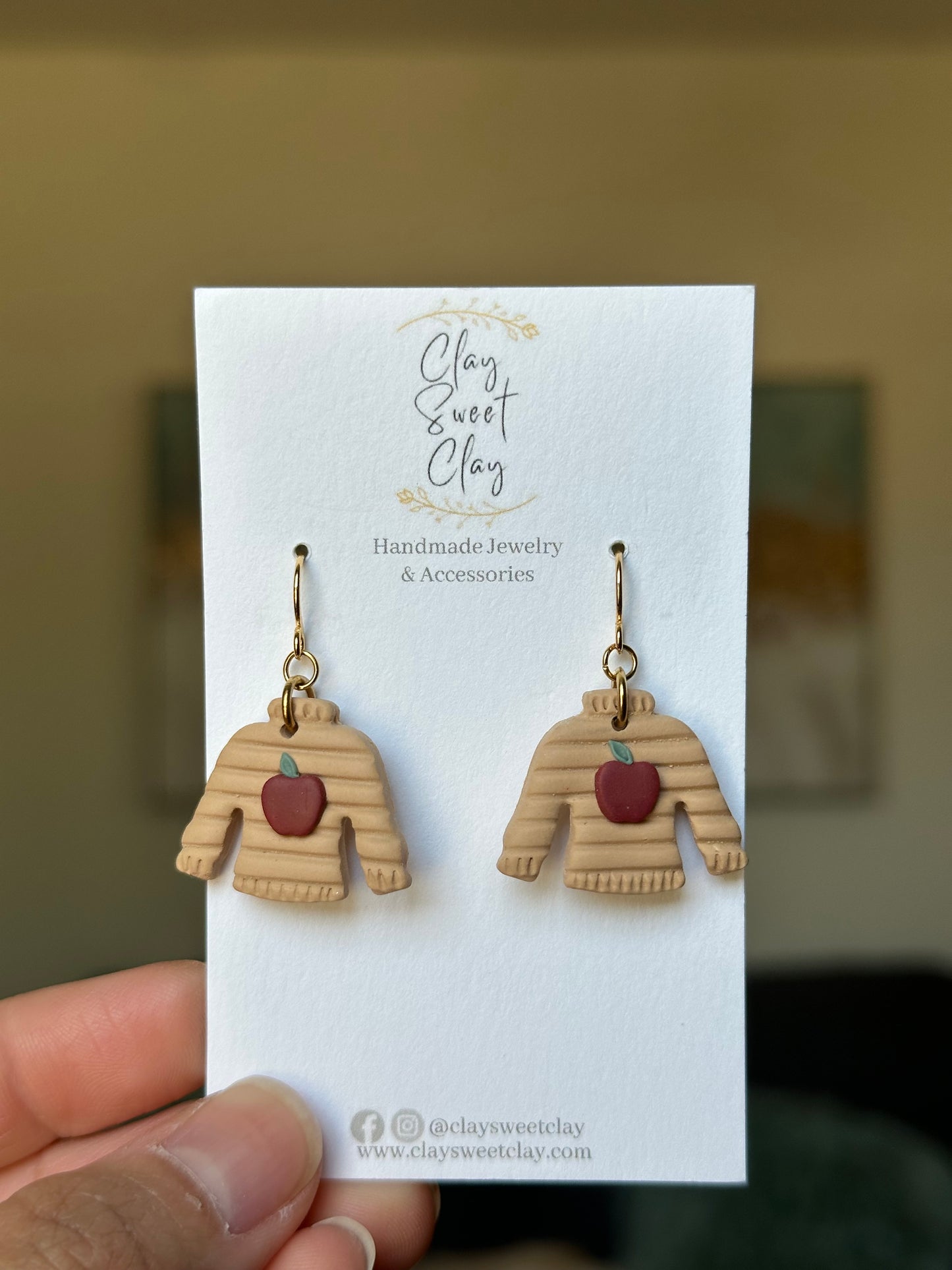 Cute Sweater Dangle Earrings - Apple