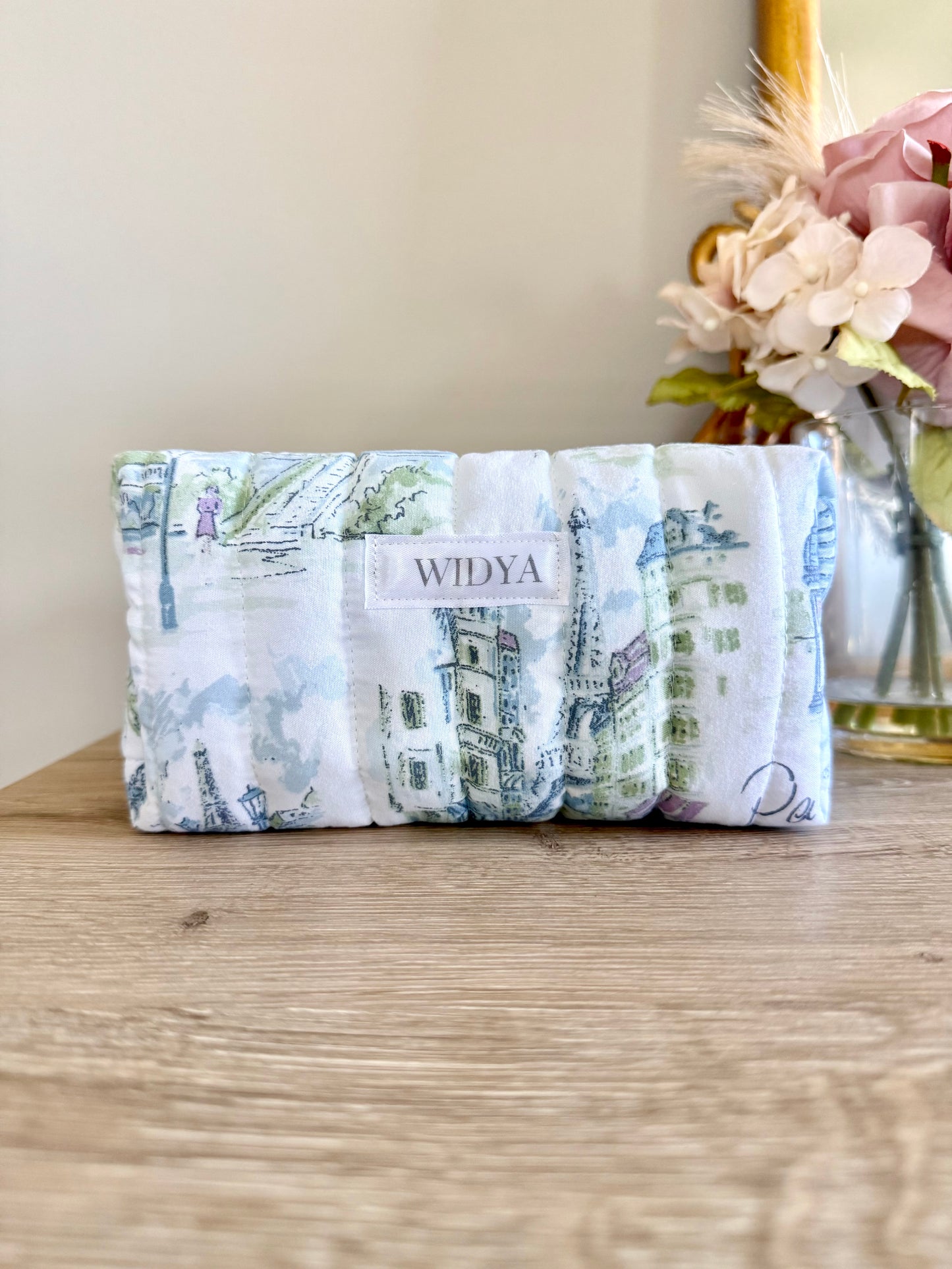 Parisian Daydream Travel Pouch