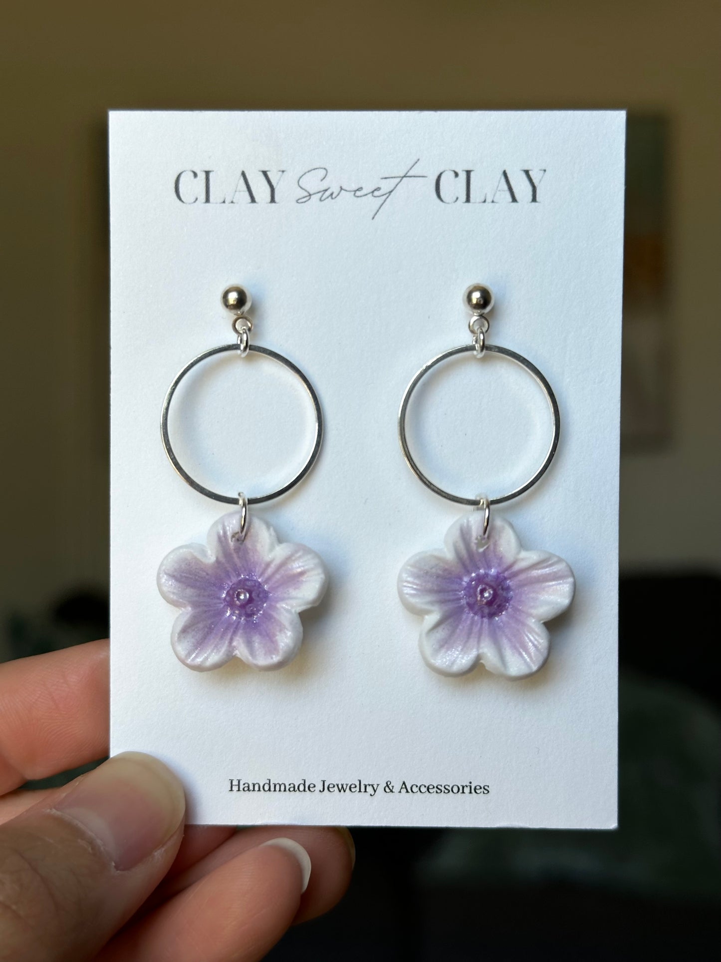 Flower Dangle Earrings - White & Purple (Small)