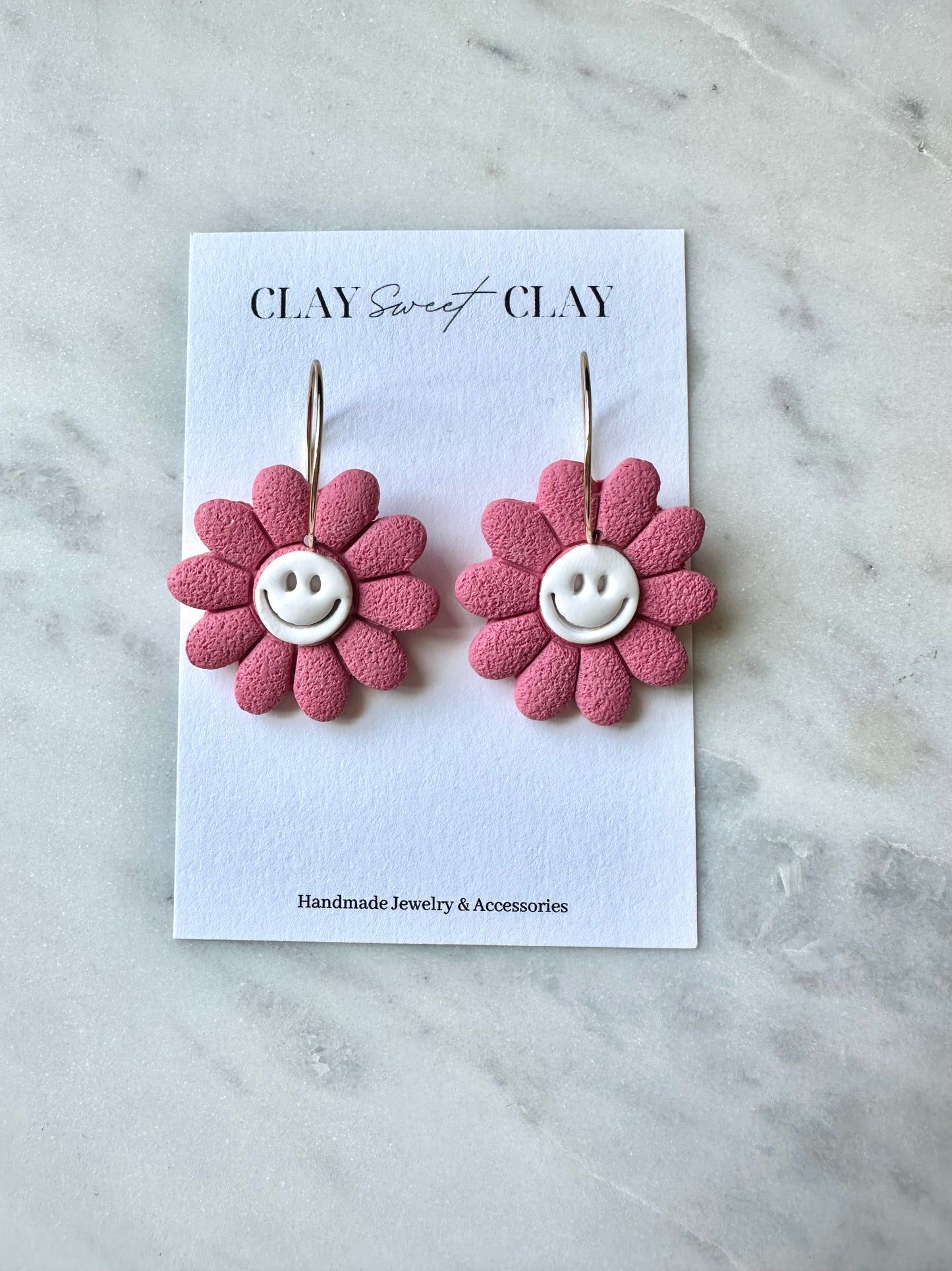 Smiley Daisy Hoop Earrings - Pink