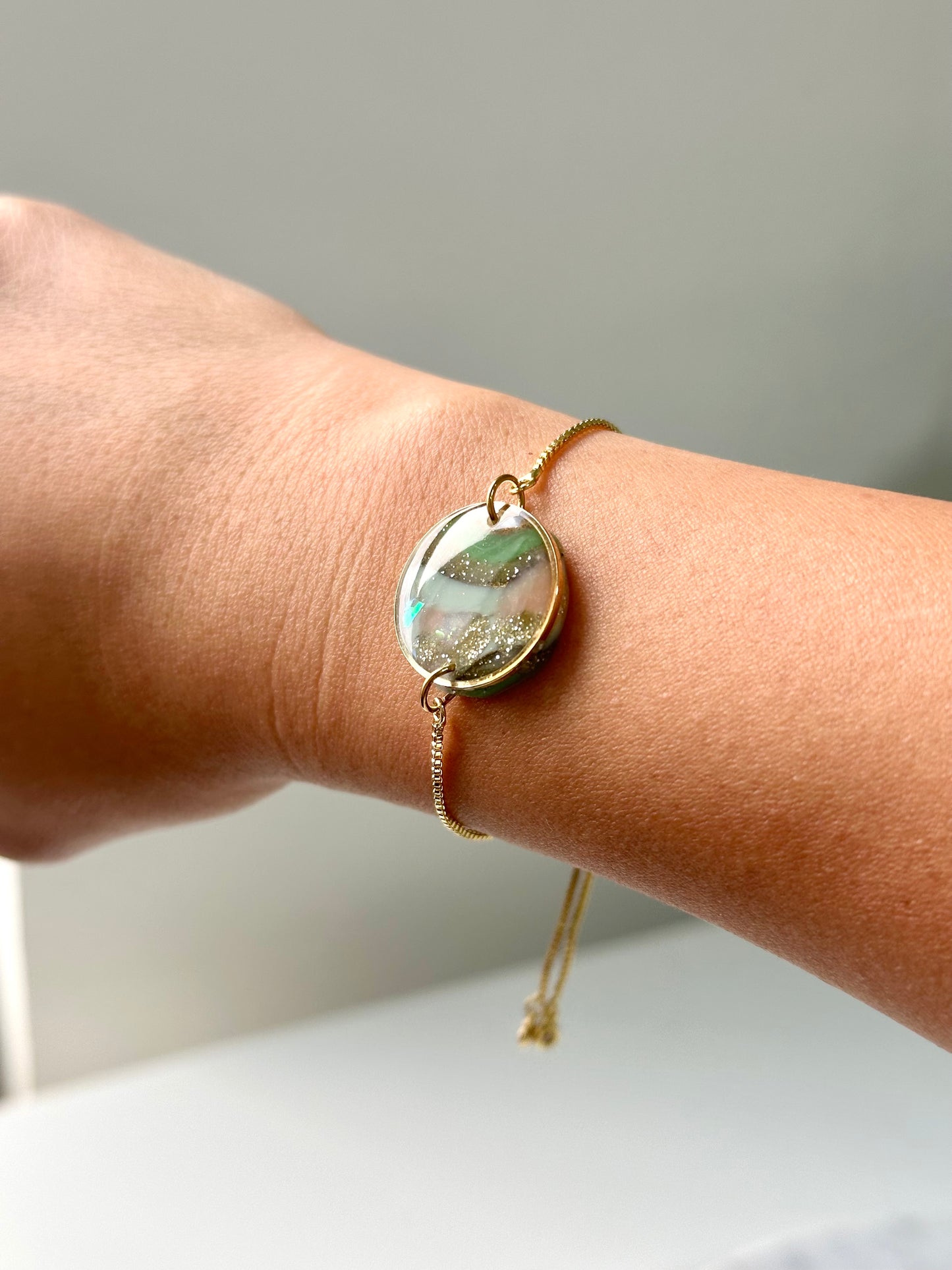 Agate Bracelet - Gold & Round